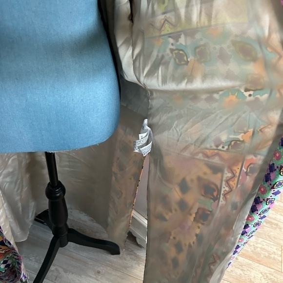 Colorful Kimono Robe by ZARA Size XS Oversized Brand New Silky Satin Feel - Picture 11 of 13